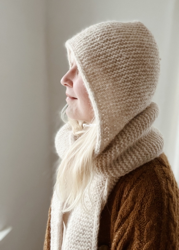 Holly Scarf1.jpg