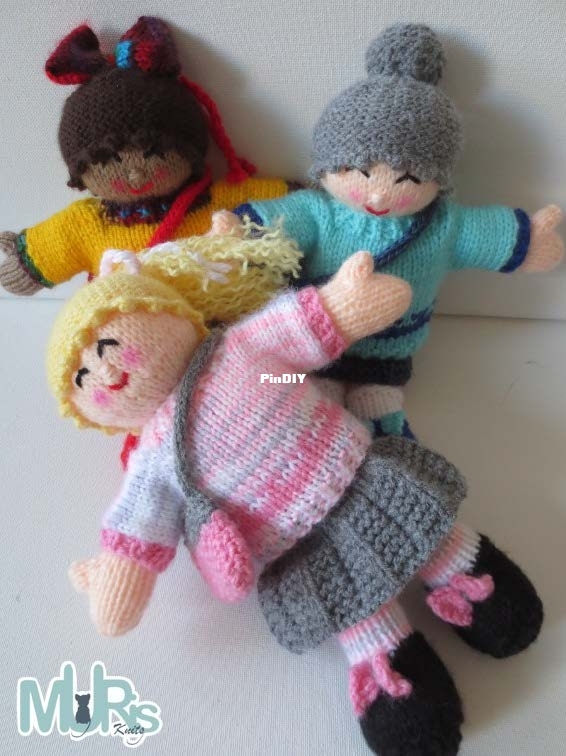 Muris Knits - Delightful Dolls.jpg