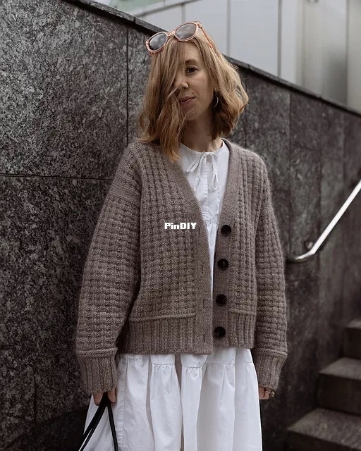 CERATA cardigan by Joanna Wiernicka .jpg
