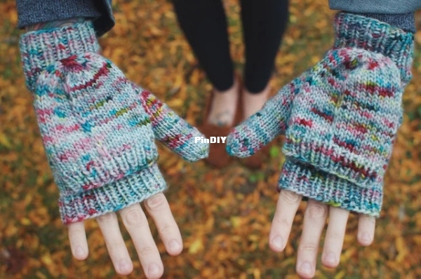Tinsel_Mitts_1__09665.jpg