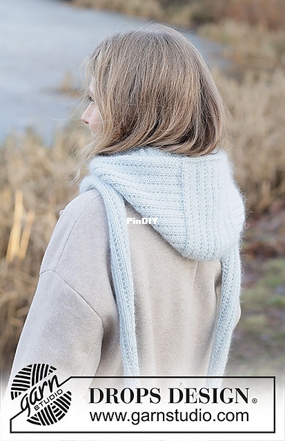 253-61 Winter Hug Hood by DROPS design-1.jpg