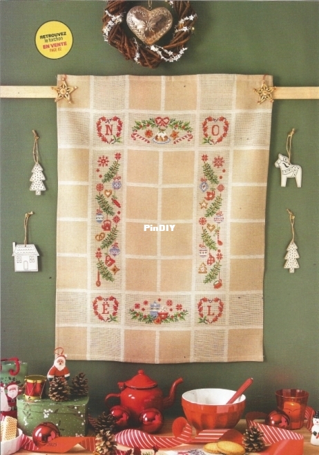 CPDC 115_Torchon de Noël à broder_Véronique Enginger .jpg