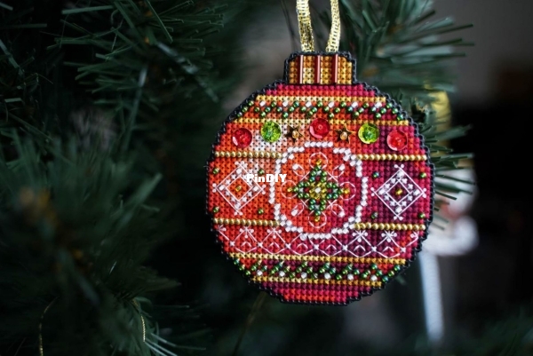 Красный шар.jpg