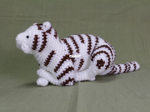 piggesagogo - White Tiger Amigurumi Pattern.jpg