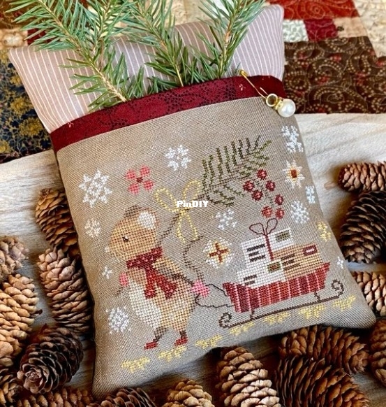 BlueberryRidgeDesign The Postmouse's Christmas Delivery.jpg