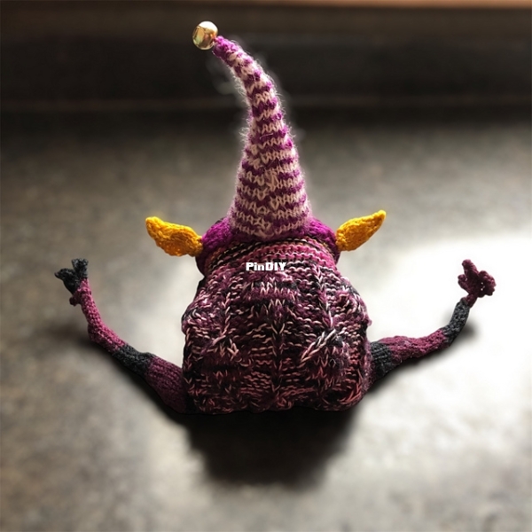 Toad Elf Purple3.jpg