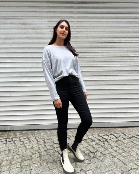 Mila_Jumper_460x.jpg