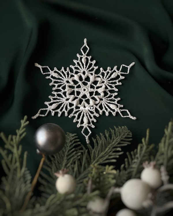 Snowflake 31 Viktoria Gul_Ua 1 FREE.JPG