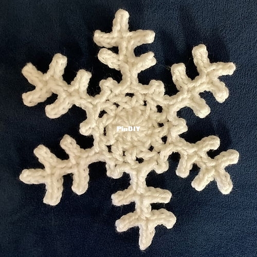 What the beck - Beck Seckler - Simple Snowflake_01.jpeg