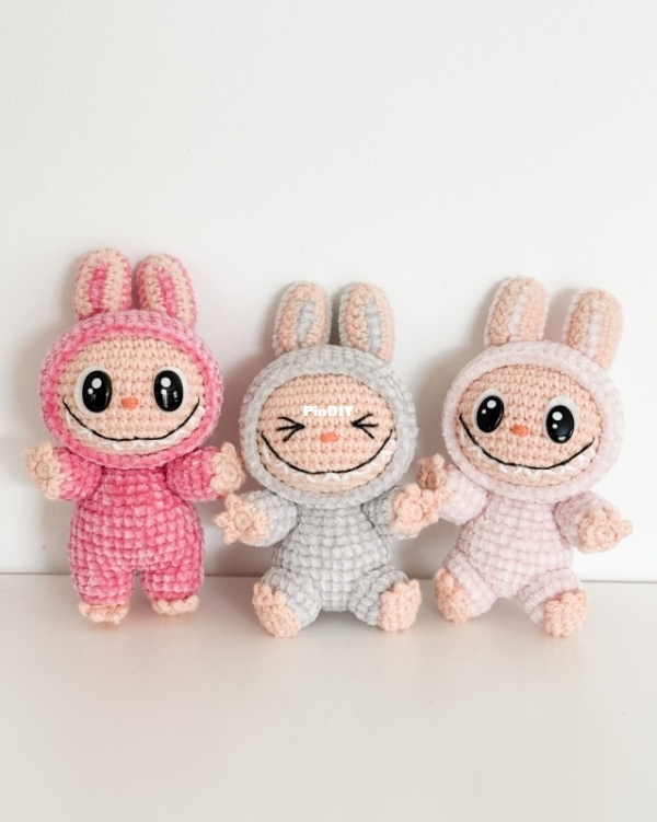 amigurumi-411Labubu-the-smiling-bunny-9656.jpeg