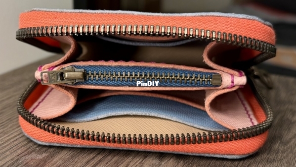 Saffiano Tri-Tone Zip Wallet2.jpg