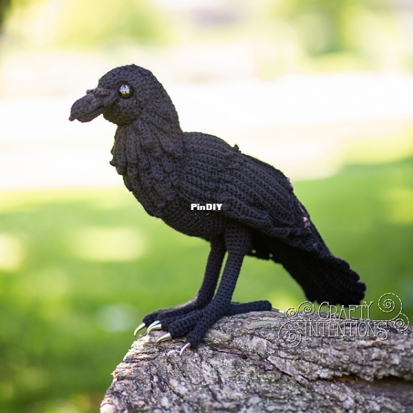 Standing_Raven_for_Ravelry_Listing_Front_Photo_medium2_jpg.jpg