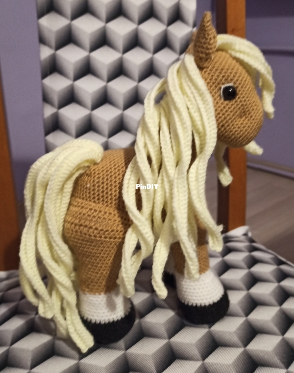 Horse1.jpg