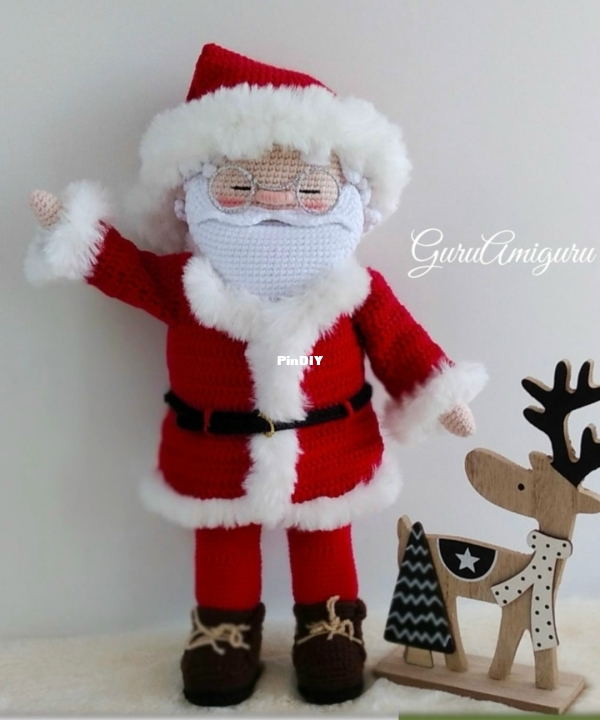 Ekaterina Avdeeva-GuruAmiguru-Santa Claus-eng.jpg