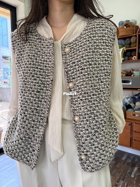 Éclat Tweed Vest 1.jpeg