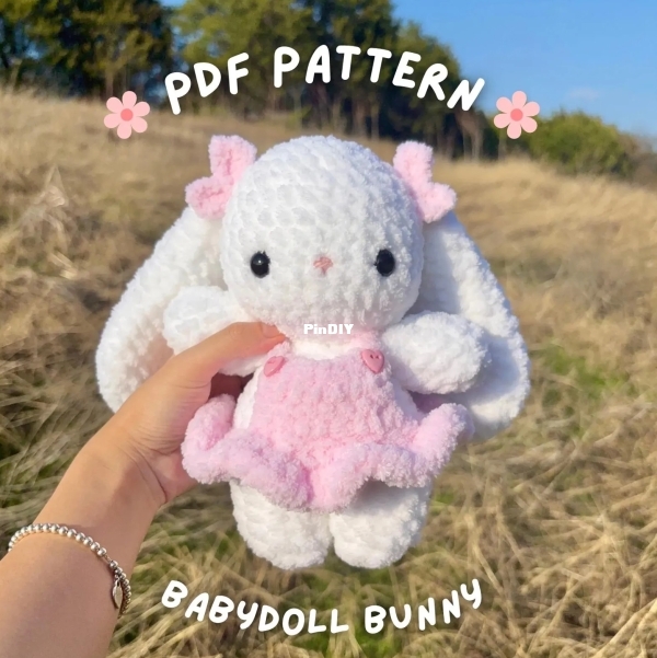 Wendy Crochets Co - Wendy Lin - Babydoll Bunny in Dress_00.jpg