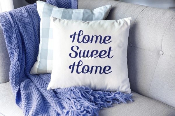 Lattice-Pillow2.jpg