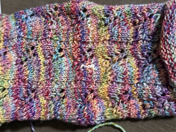 Wheat lace socks detail