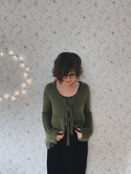 rosa_p_juulo_cardigan_1.webp