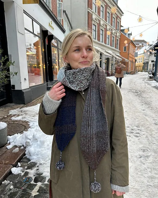 structure_scarf_i_sne8_medium2.webp