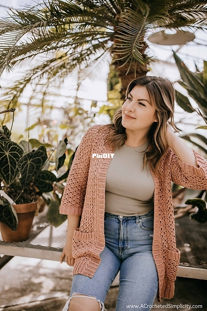 summer splendor cardi 3.jpg