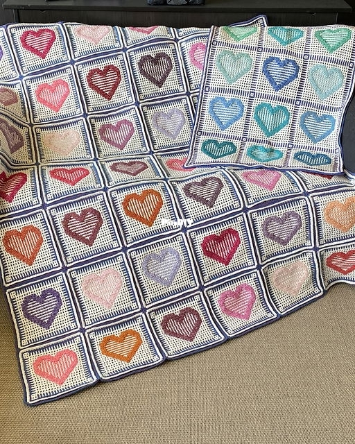 Aschandy - Astrid Schandy - Astrids Simple hearts blankets_01.jpeg