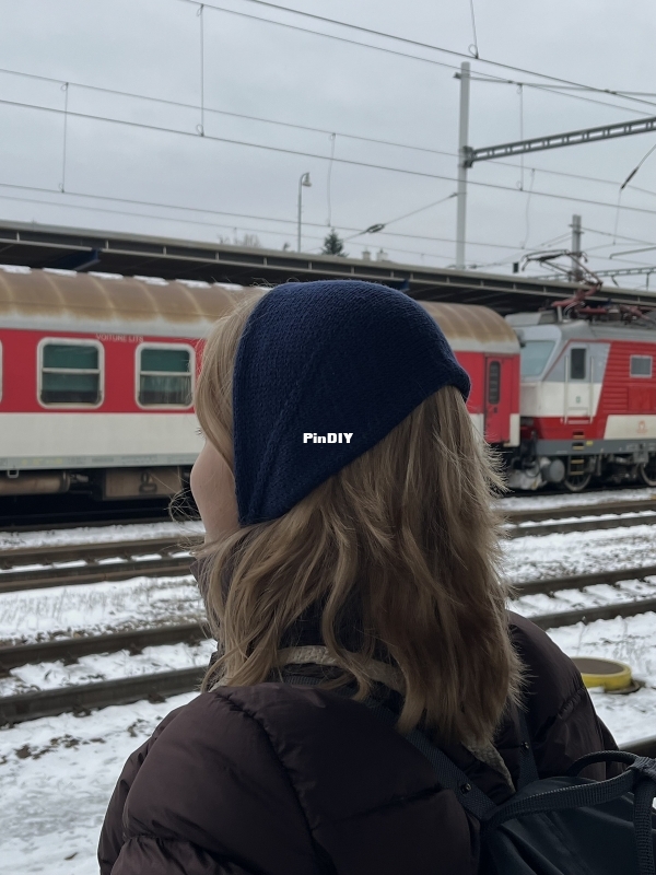 Pauli Bonnet Navy1.jpg