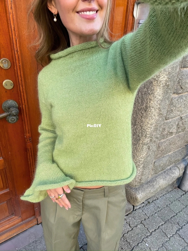Lilies Sweater.jpeg