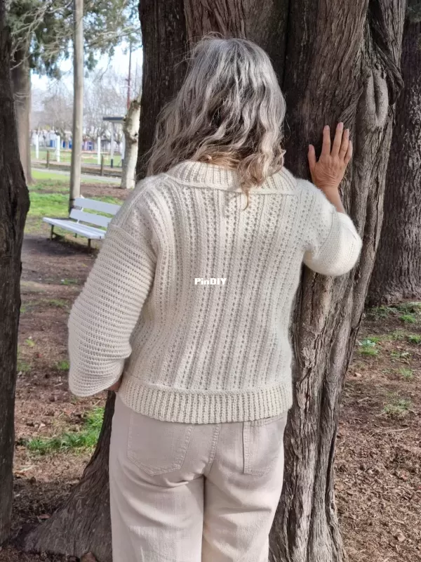 SWEATER-JULIA-ESPALDA-scaled.webp