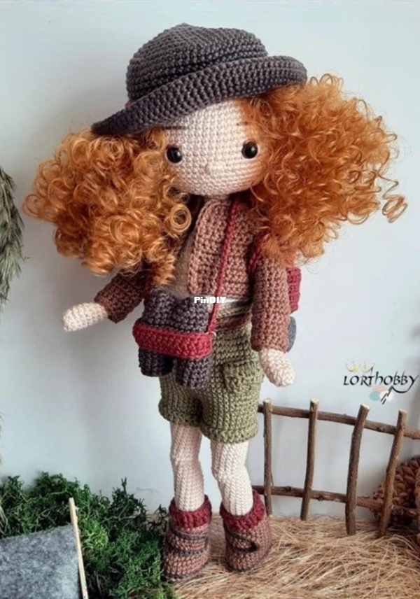 Lorthobby - Canan Lort - Nina Doll - english