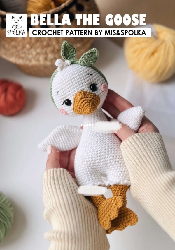 Misispolka - Sabina Toton -  Bella the Goose - Portuguese - Translated