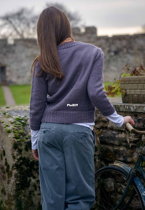 CUF_TravellingCableSweater_V22.jpeg