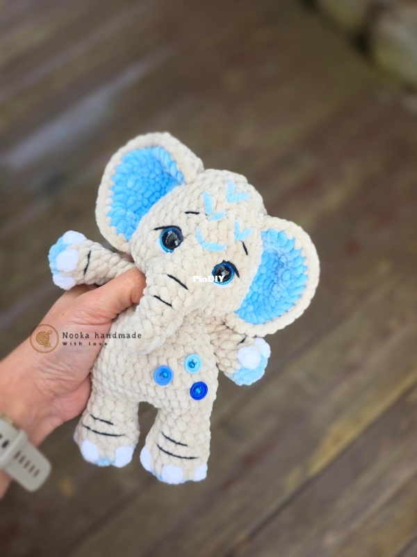 Elephant.jpg