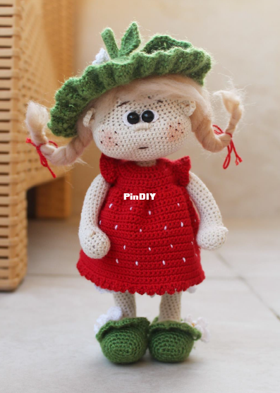 Strawberry Doll.png