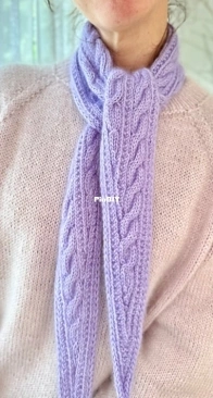 Ginger Scarf by Dorothy Offeciers
