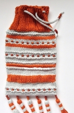 Pink Pumpkin Studio - Maja Piskorska - drawstrings pouch with beads and tassels - Free