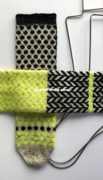 Tweed & Dot Socks by Chidori Hoheto-Free