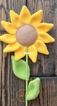 Craftly Pattern _ sunflower crochet pattern _ English
