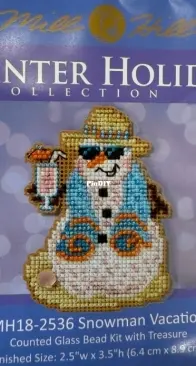 Mill Hill - Winter Holiday Collection MH18-2536 Snowman Vacation XSD