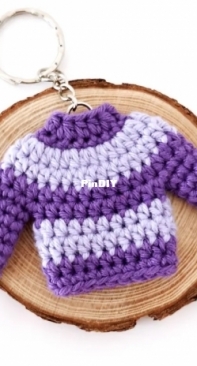 Stitch by Fay - Fay Lyth - Sweater Keychain - Free