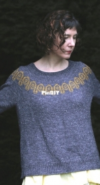 Aine Pullover by Isabell Kraemer - English