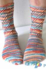Tenkkapoot Socks by Niina Laitinen -Finnish-Free
