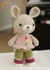 Little Muggles Amigurumi Designs- Rosie a springtime bunny