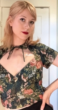 Stitch Witch Patterns - The Willa Top