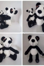 Mother-daughter panda
