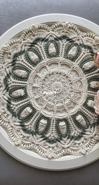 Fereshte Tarband - Ayra Doily - English