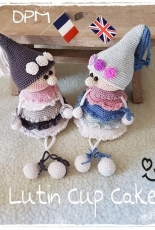 Deux Petites Mains - The Two Little Hands - Sandrine Campaña Garcia - Elf Cup Cake
