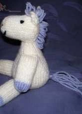 Tony the Lazy Pony by Maria Ström-Bestor - Morrgans Creatures