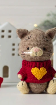 Fox and Dog Patterns - Olga Krylova - Ольга Крылова - Waffle the kitten - Котик Вафля - Russian - Translated