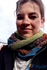 Autumn Leaves Loop by Antje Litzmann -English,German-Free